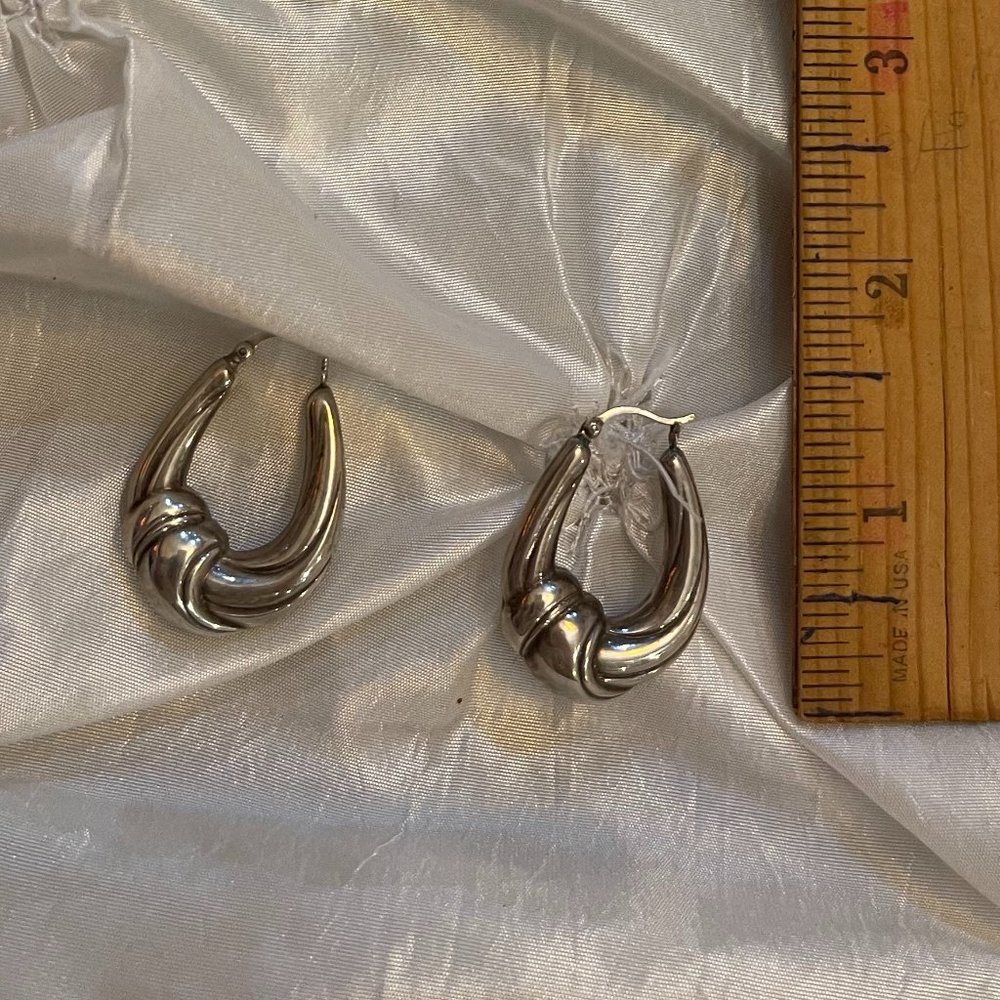 Vintage silver dangling earrings